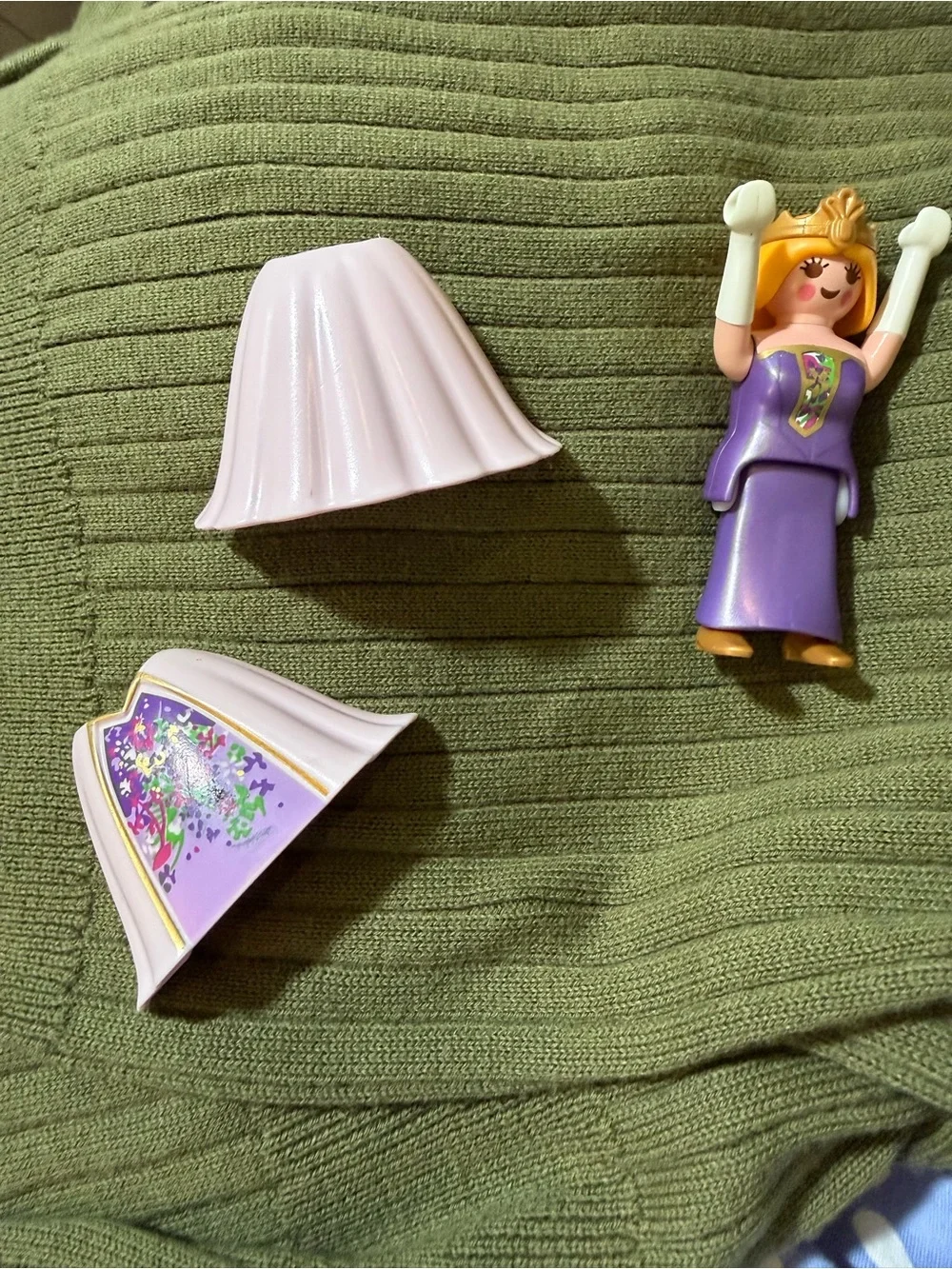 Playmobil Princess Toy Figure with removable Purple and Pink Dress - Kids Toys